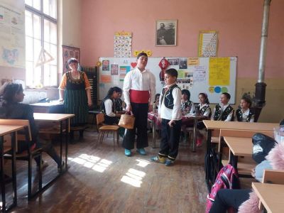 Поглед към миналото в снимки - ОУ Христо Ботев - Юнаците