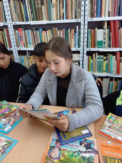 Походът на книгите 2025 г.  - ОУ Христо Ботев - Юнаците